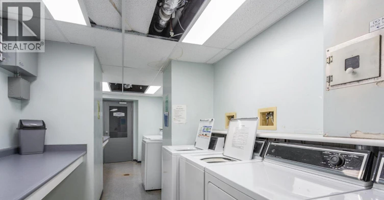 309-989 Nelson Street, Vancouver, BC, V6Z 2S1 - 16