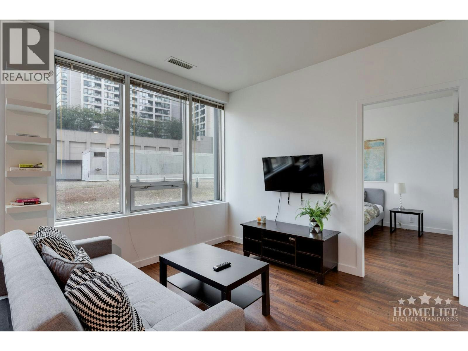 309-989 Nelson Street, Vancouver, BC, V6Z 2S1 - 4