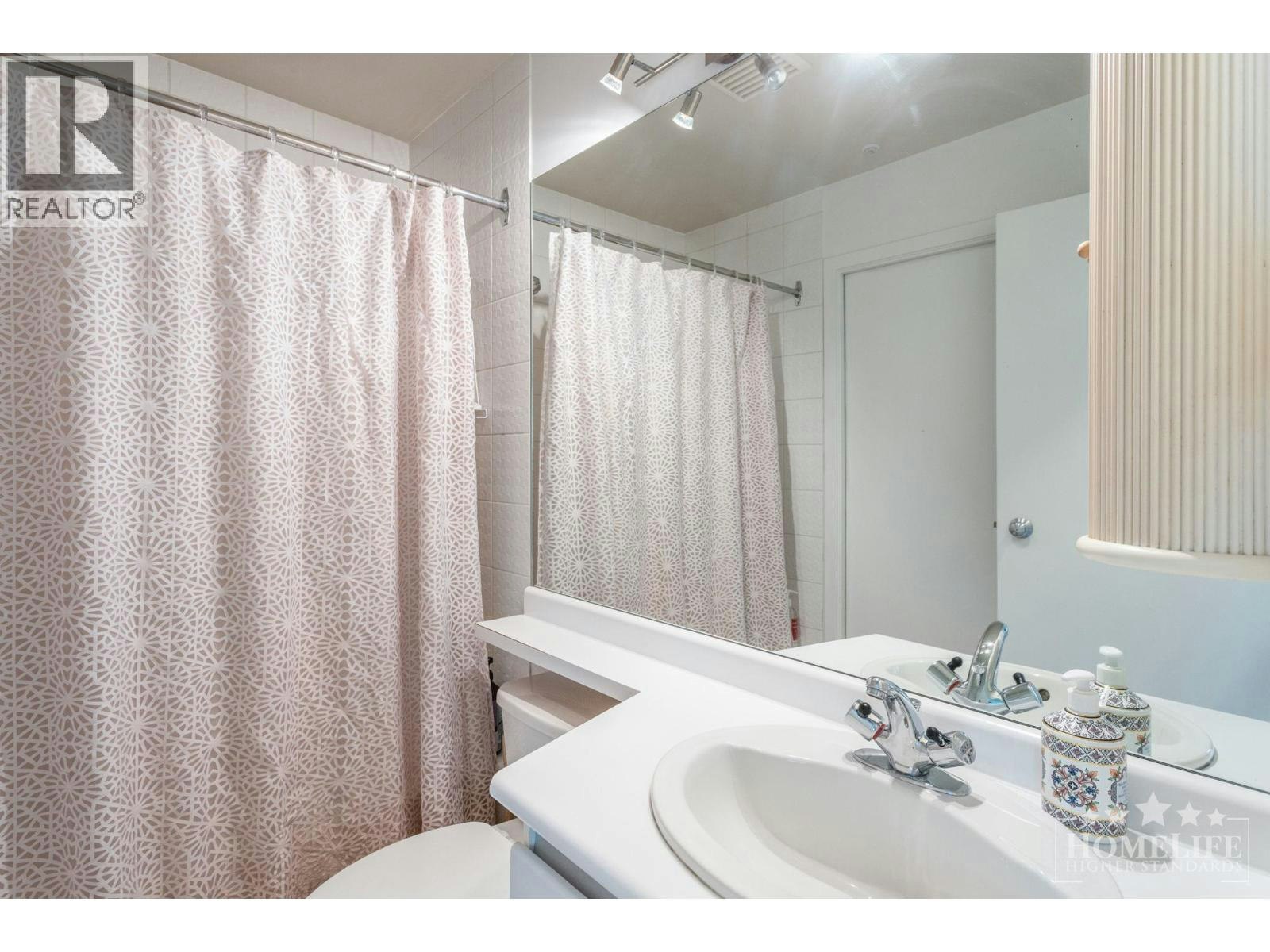 309-989 Nelson Street, Vancouver, BC, V6Z 2S1 - 15