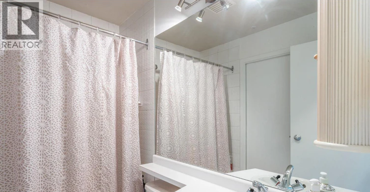 309-989 Nelson Street, Vancouver, BC, V6Z 2S1 - 15