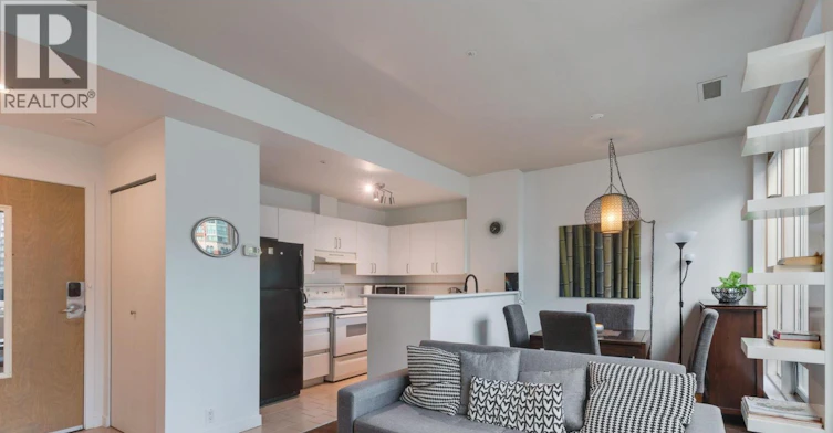 309-989 Nelson Street, Vancouver, BC, V6Z 2S1 - 3