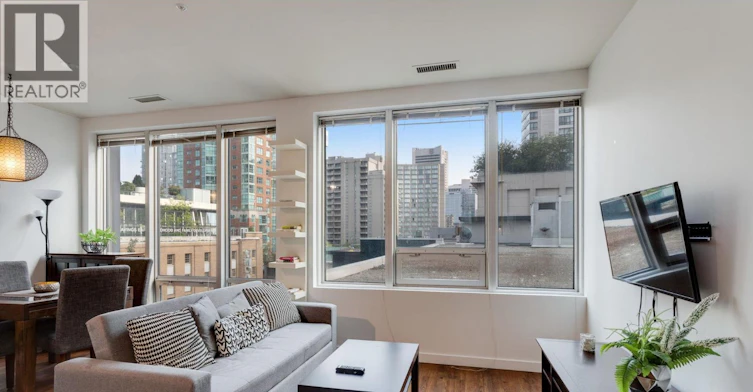 309-989 Nelson Street, Vancouver, BC, V6Z 2S1 - 2