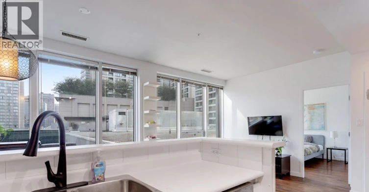 309-989 Nelson Street, Vancouver, BC, V6Z 2S1 - 11