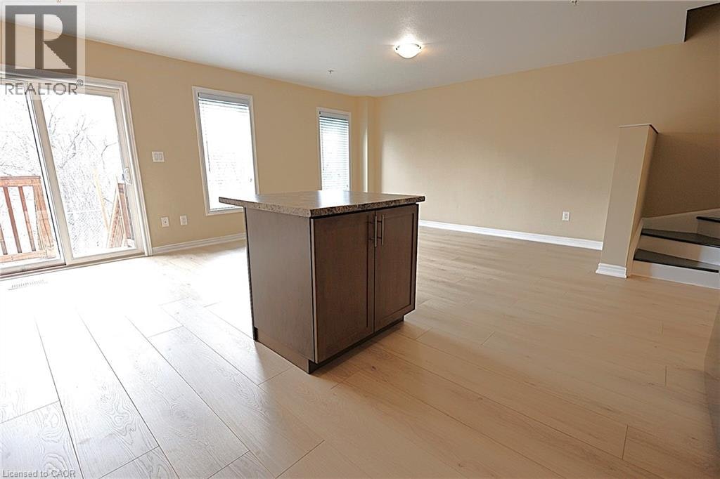 25-60 Canterbury Drive, St. Catharines, ON, L2P 0E7 - 4