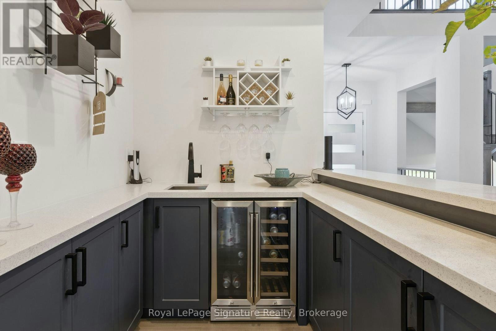 102 Stoneleigh Drive, Blue Mountains, ON, L9Y 5L3 - 4