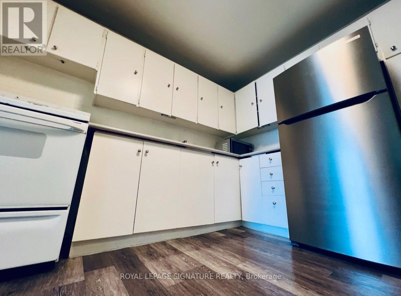 A-2203 Danforth Avenue, Toronto, ON, M4C 1K4 - 5