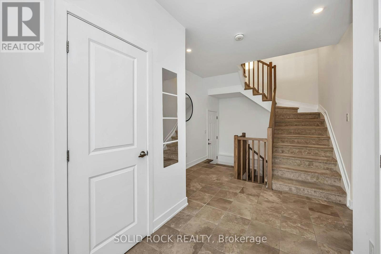 859 Solarium Avenue E, Ottawa, ON, K4M 0H1