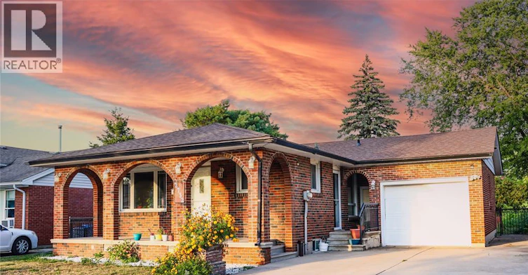 2732 Armstrong Avenue, Windsor, ON, N8T 2G4 - 3