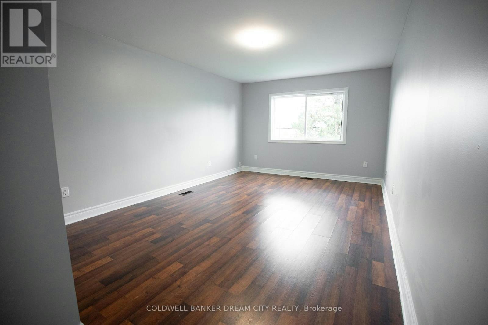 UPPER-22 Elm Grove Avenue, Richmond Hill, ON, L4E 2T1 - 12