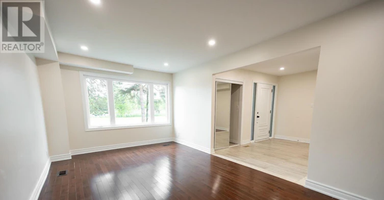 UPPER-22 Elm Grove Avenue, Richmond Hill, ON, L4E 2T1 - 6