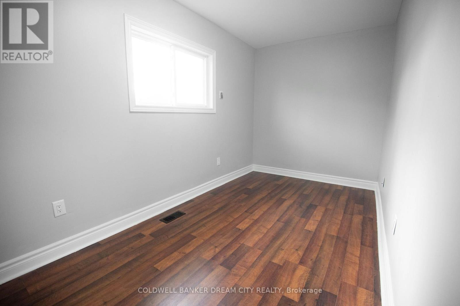 UPPER-22 Elm Grove Avenue, Richmond Hill, ON, L4E 2T1 - 14