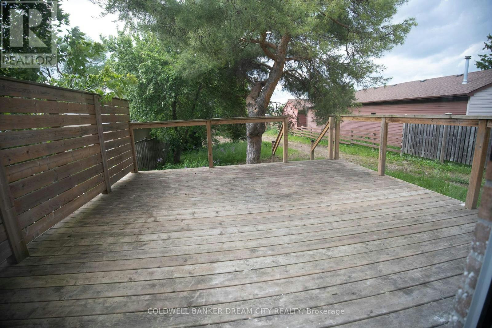 UPPER-22 Elm Grove Avenue, Richmond Hill, ON, L4E 2T1 - 23