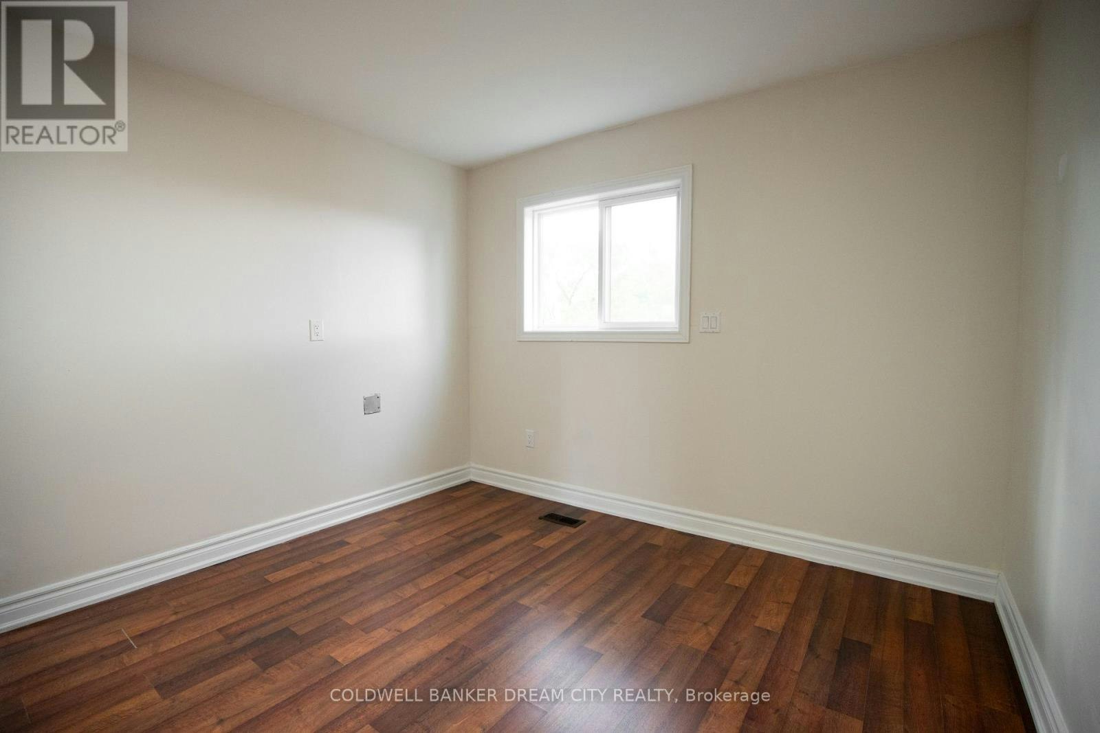 UPPER-22 Elm Grove Avenue, Richmond Hill, ON, L4E 2T1 - 9