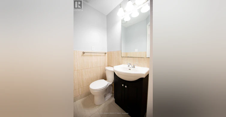 UPPER-22 Elm Grove Avenue, Richmond Hill, ON, L4E 2T1 - 8