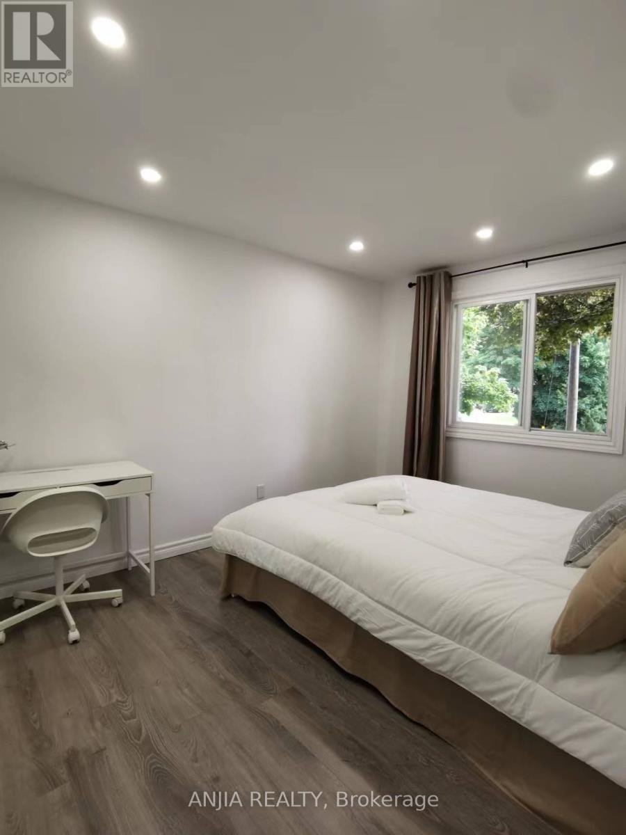 MAIN-442 Bonita Court, Richmond Hill, ON, L4C 3N1 - 13