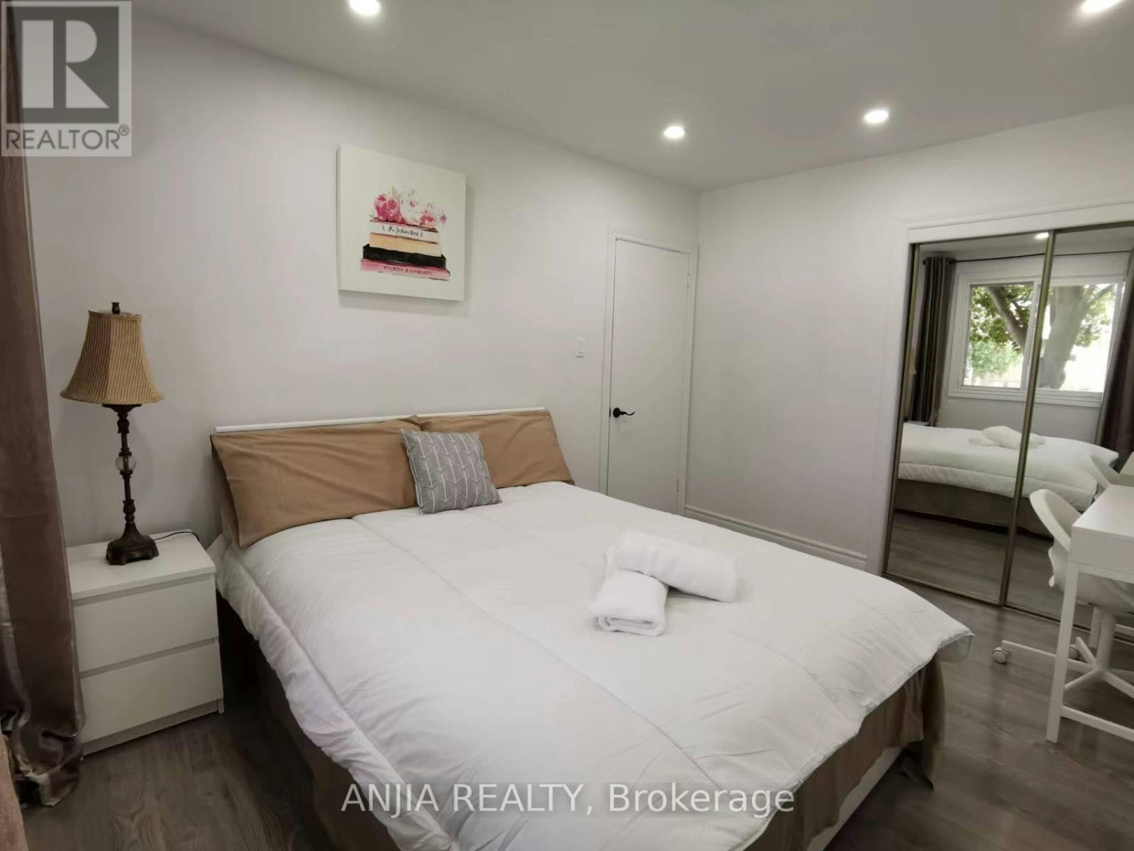 MAIN-442 Bonita Court, Richmond Hill, ON, L4C 3N1 - 15