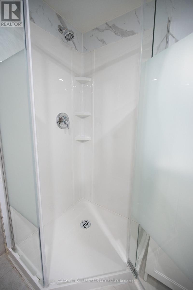 BSMT-22 Elm Grove Avenue, Richmond Hill, ON, L4E 2T1 - 6