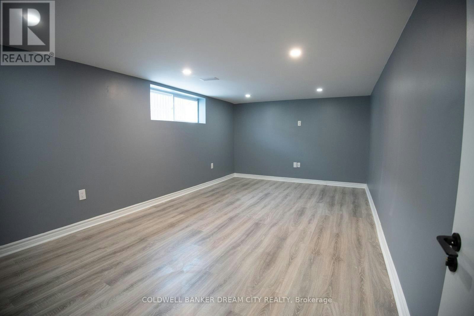 BSMT-22 Elm Grove Avenue, Richmond Hill, ON, L4E 2T1 - 5