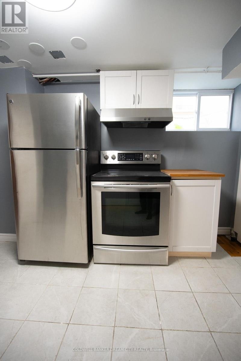 BSMT-22 Elm Grove Avenue, Richmond Hill, ON, L4E 2T1 - 3