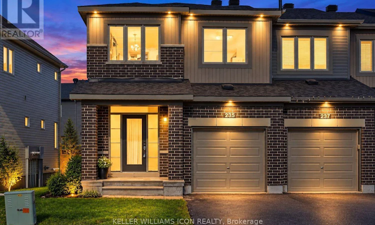 235 Bandelier Way