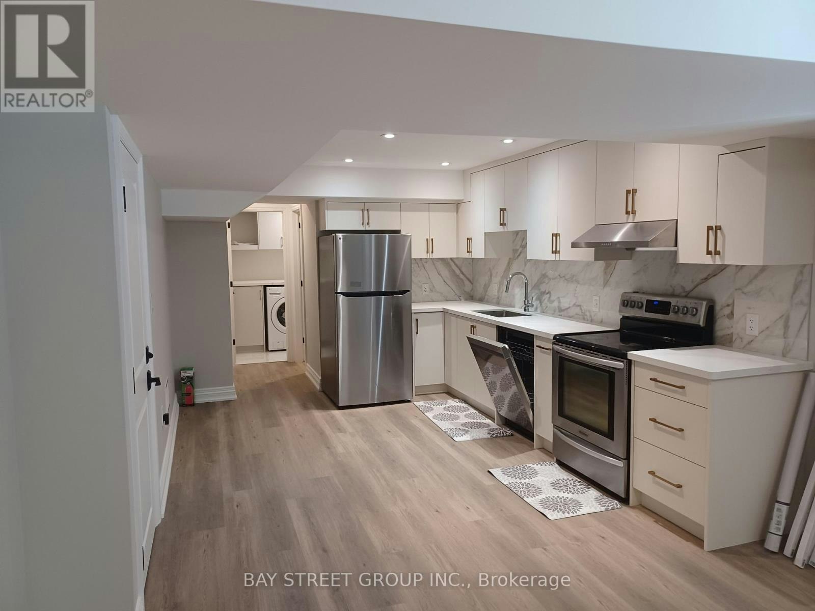 2-22 Deer Pass Road, East Gwillimbury, ON, L9N 0L6 - 18