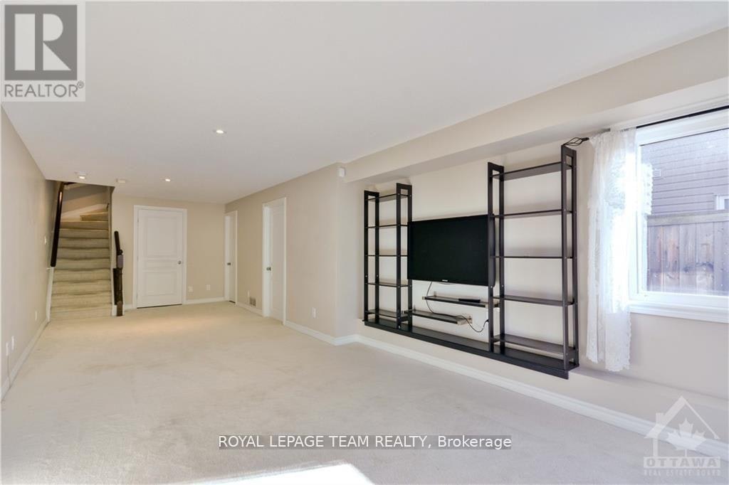 252 Tandalee Crescent, Ottawa, ON, K2M 0A1 - 28