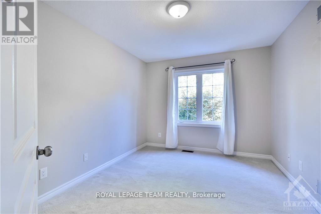 252 Tandalee Crescent, Ottawa, ON, K2M 0A1 - 24