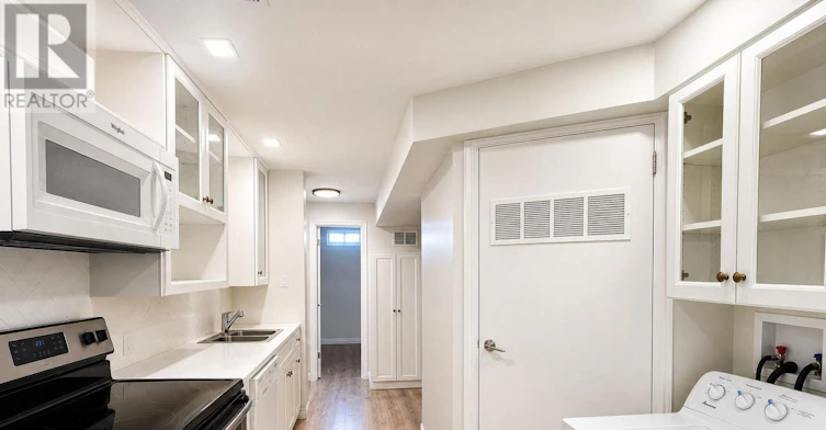 LOWER-54 Leggott Avenue, Barrie, ON, L4N 8A9 - 11