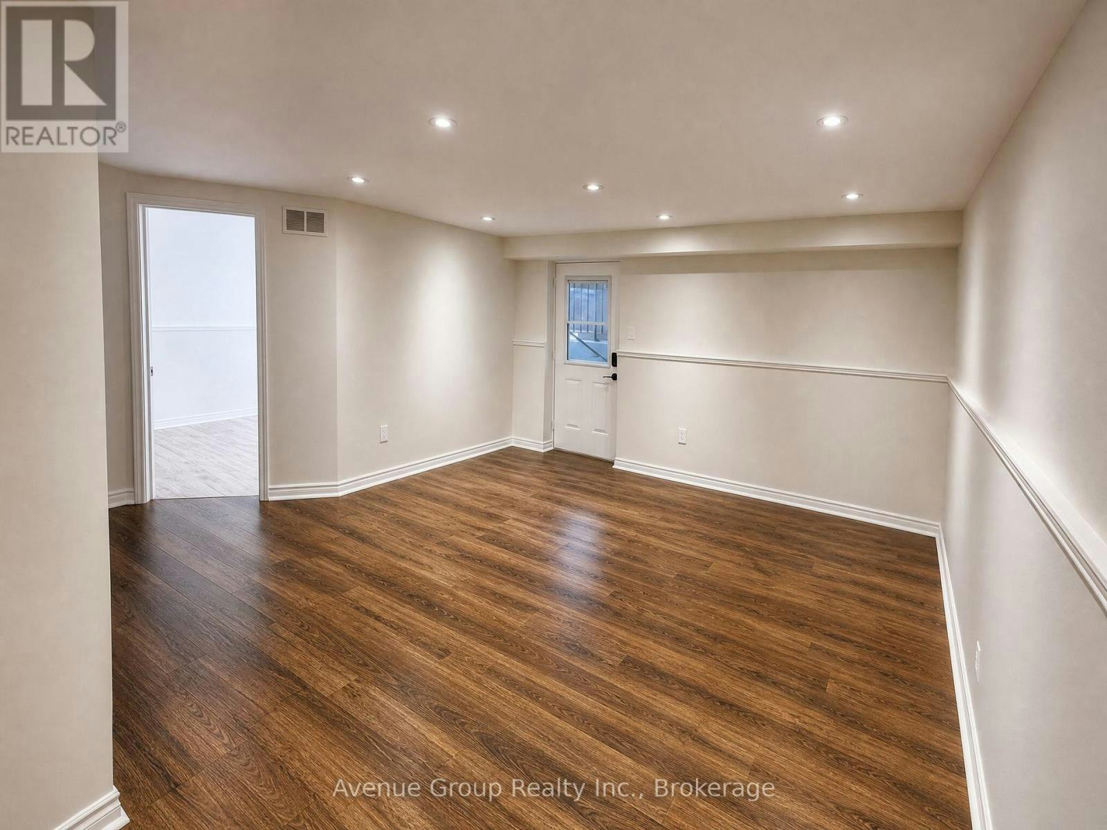 LOWER-54 Leggott Avenue, Barrie, ON, L4N 8A9 - 5
