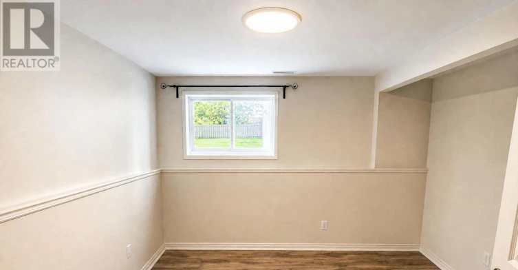 LOWER-54 Leggott Avenue, Barrie, ON, L4N 8A9 - 17