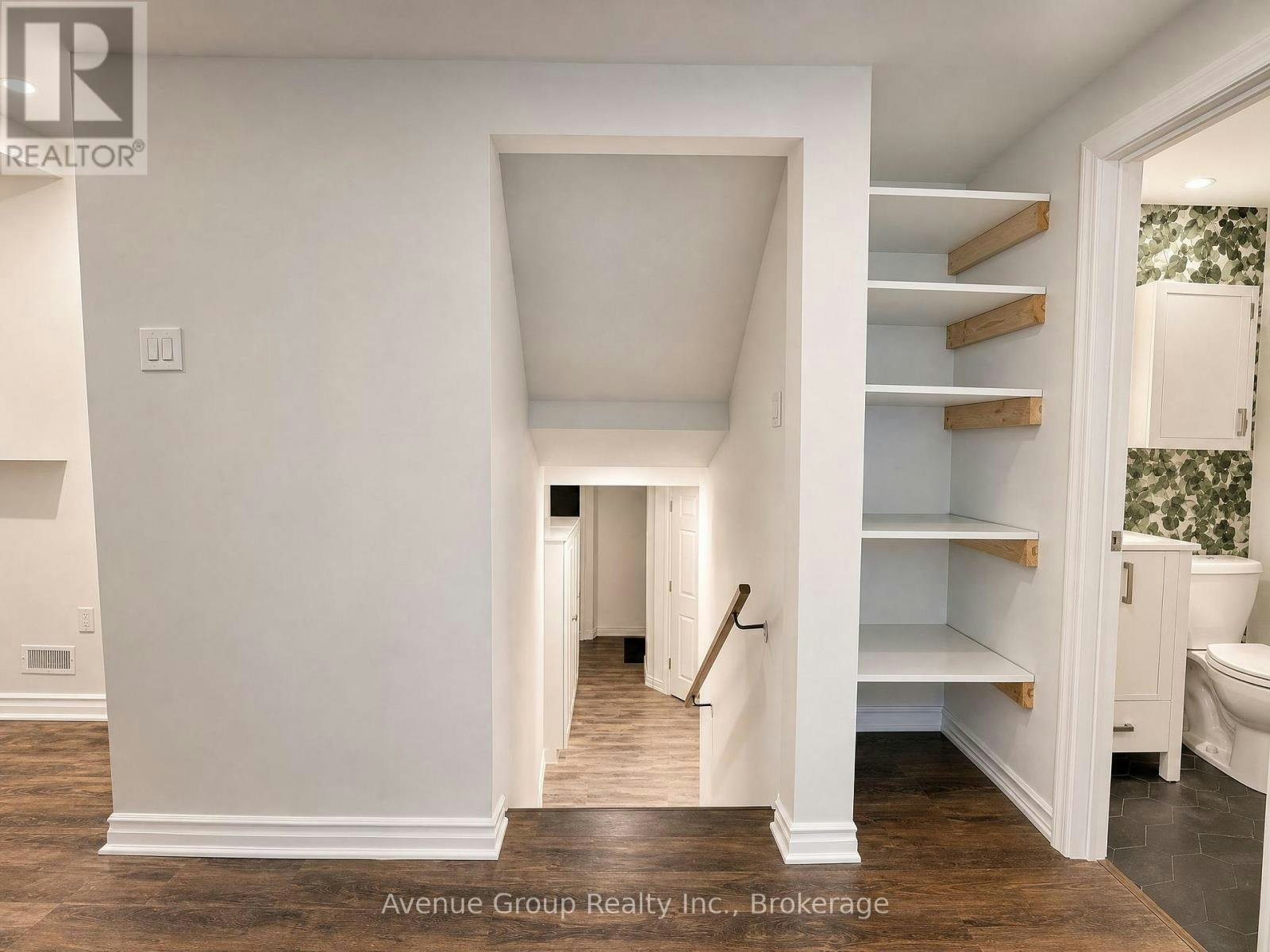 LOWER-54 Leggott Avenue, Barrie, ON, L4N 8A9 - 10