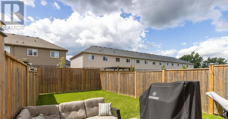 8073 Cole Court, Niagara Falls, ON, L2G 0H8 - 4