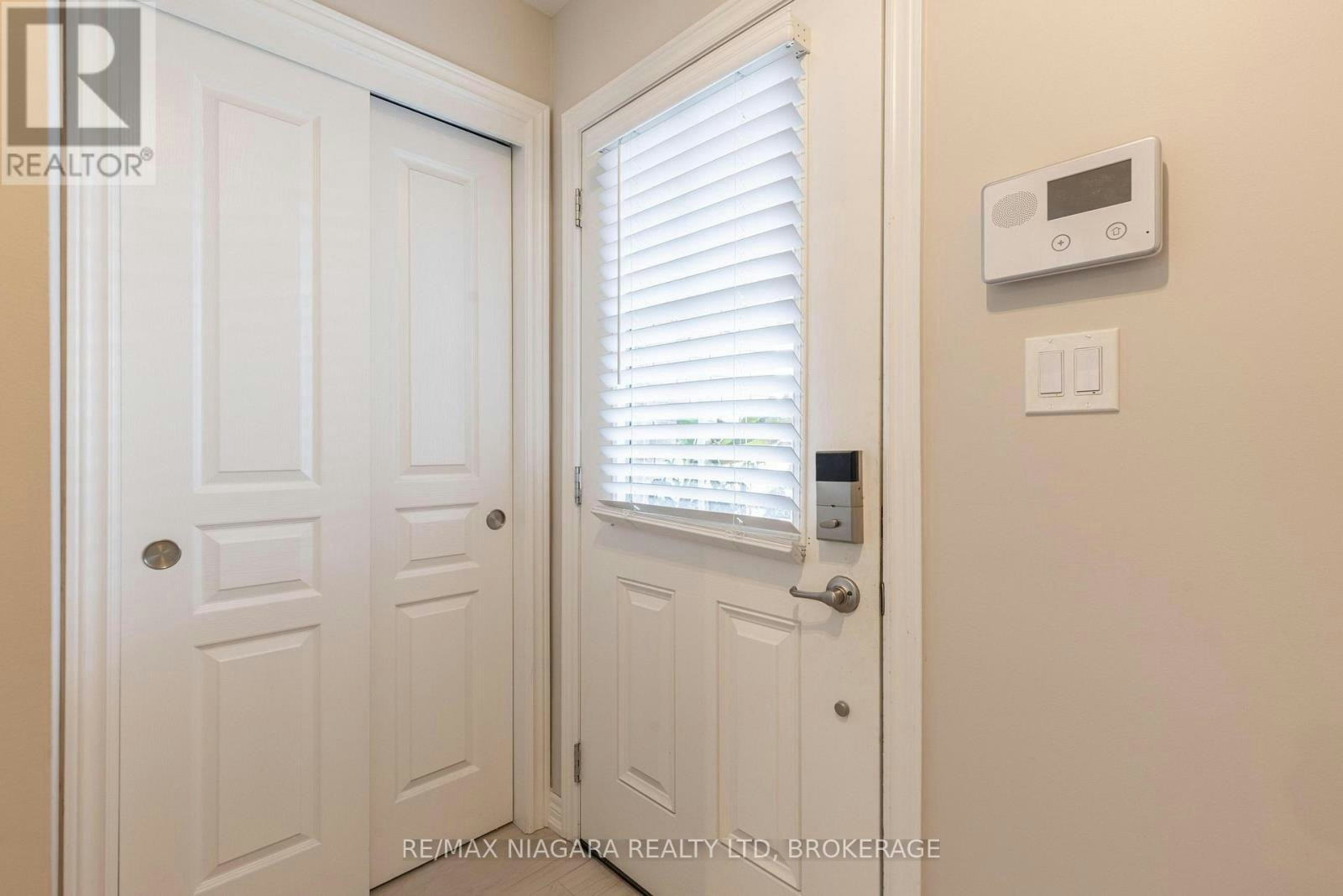8073 Cole Court, Niagara Falls, ON, L2G 0H8 - 9