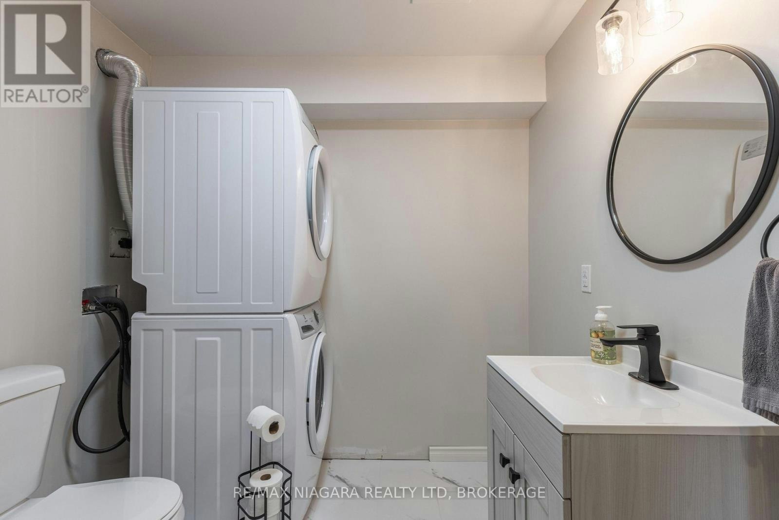 8073 Cole Court, Niagara Falls, ON, L2G 0H8 - 20