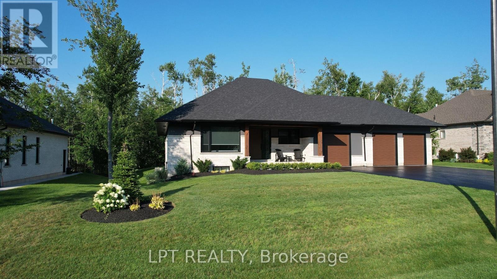 15 Byers Street, Springwater, ON, L9X 2A3