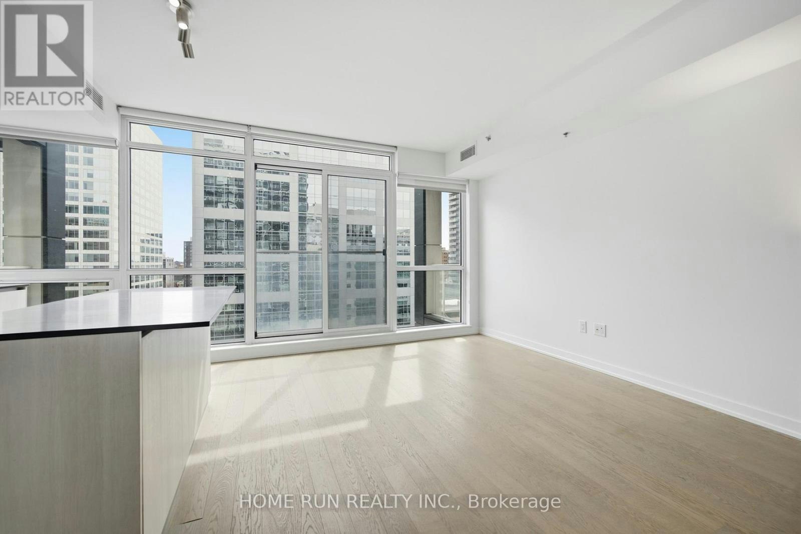 1007-199 Slater Street, Ottawa, ON, K1P 0C8 - 14