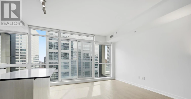 1007-199 Slater Street, Ottawa, ON, K1P 0C8 - 14