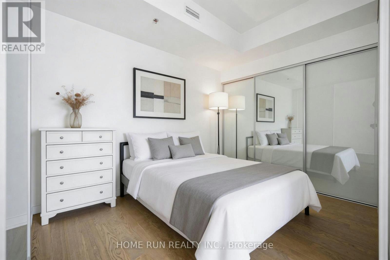 1007-199 Slater Street, Ottawa, ON, K1P 0C8 - 19