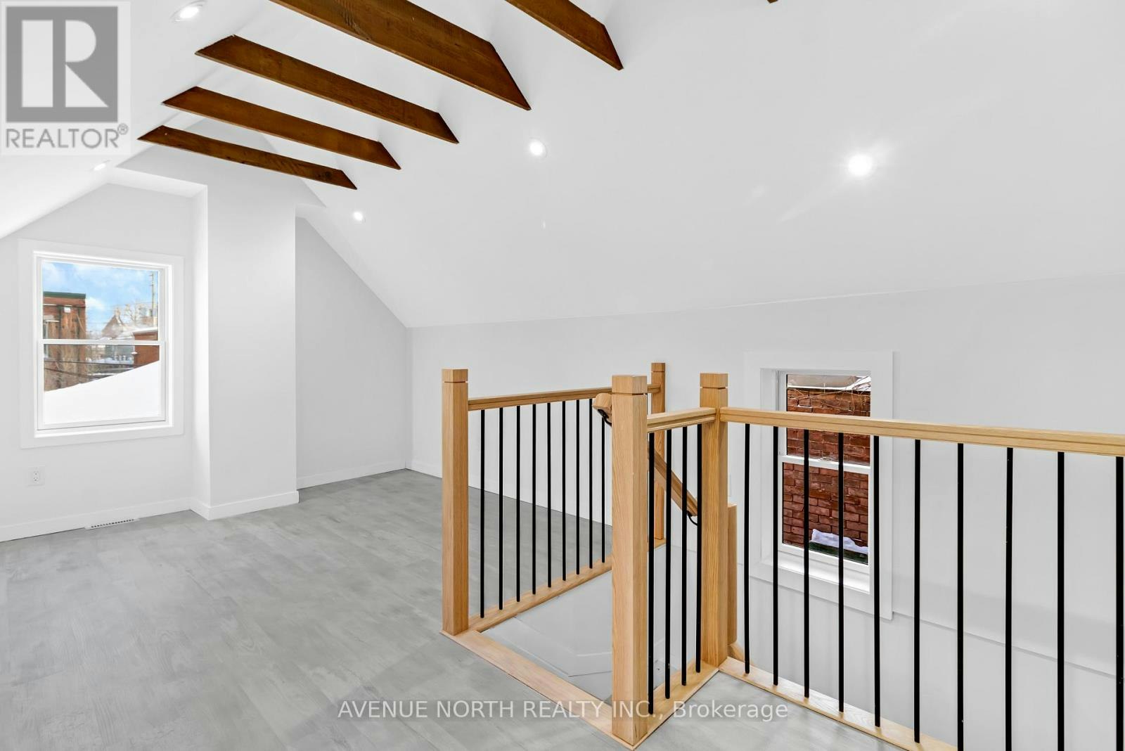 2-28 Florence Street, Ottawa, ON, K2P 0W7 - 4