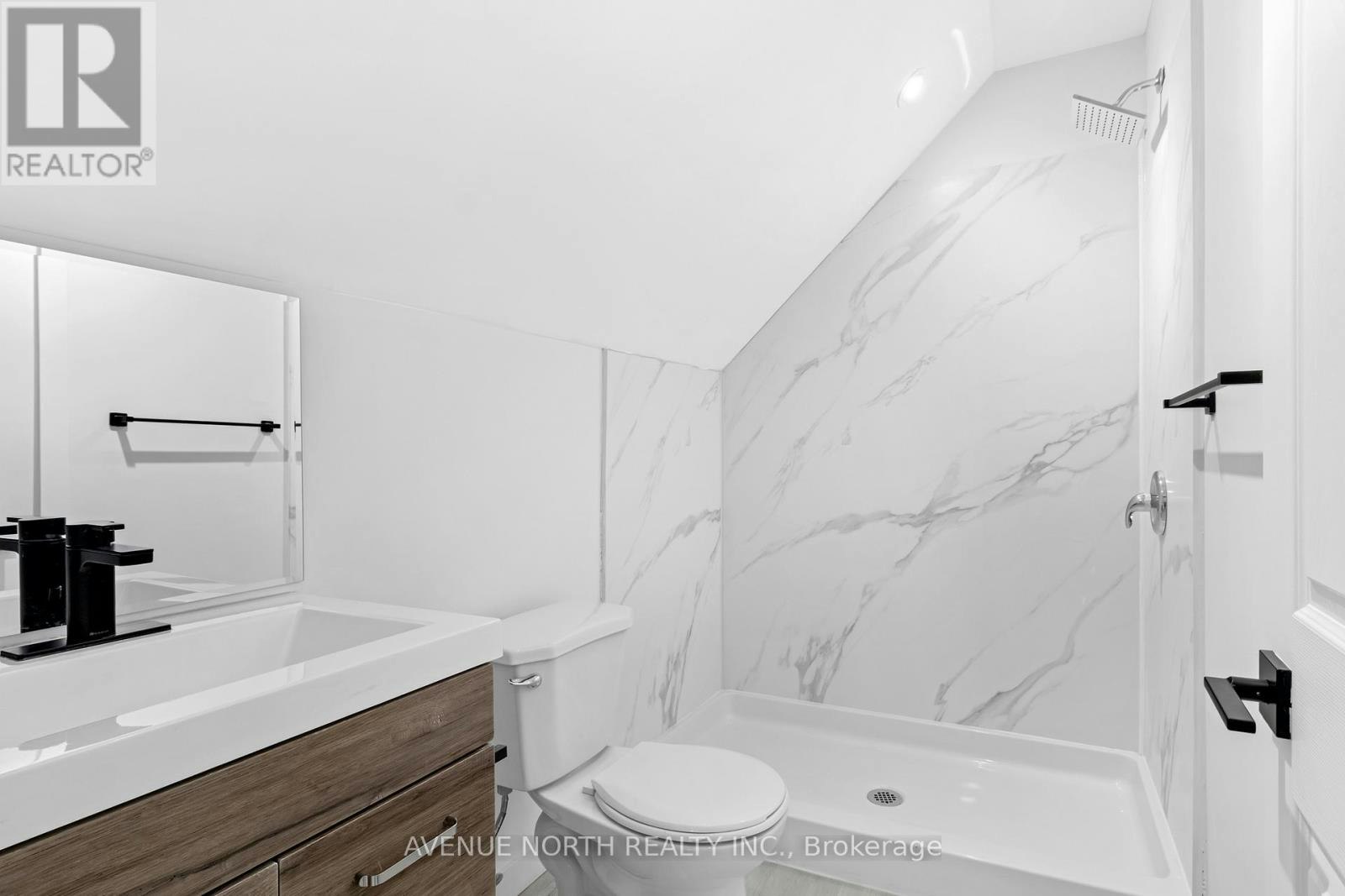 2-28 Florence Street, Ottawa, ON, K2P 0W7 - 13