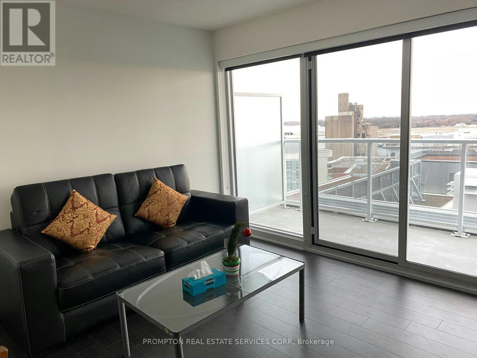1702-17 Bathurst Street, Toronto, ON, M5V 0N1 - 5