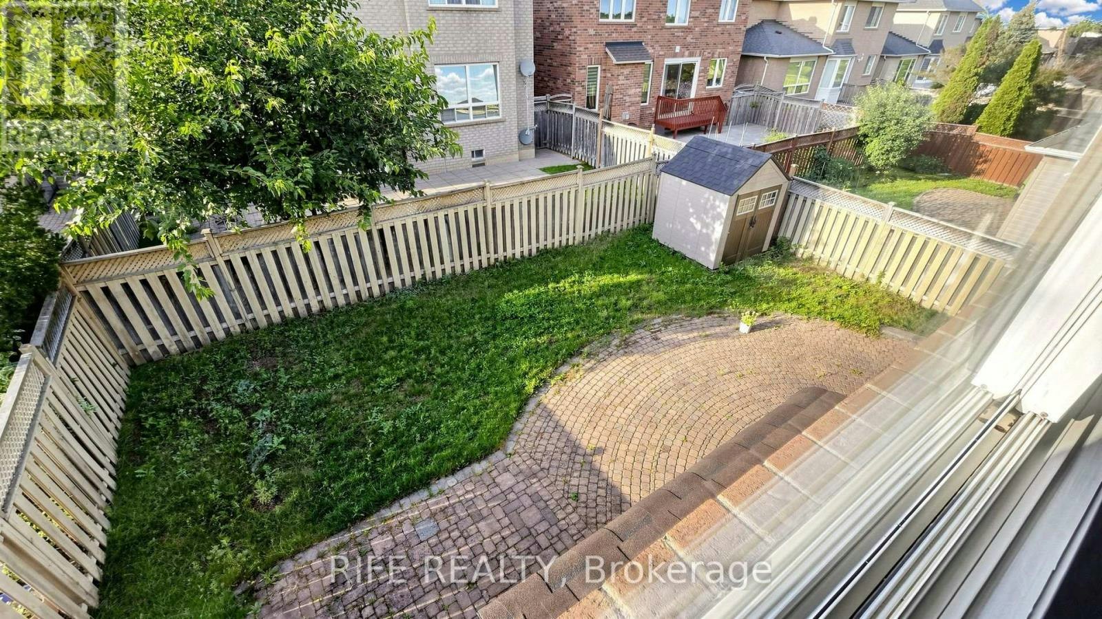 100 Castlemore Avenue, Markham, ON, L6C 2N5 - 41