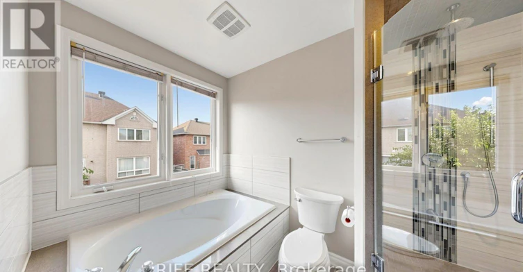100 Castlemore Avenue, Markham, ON, L6C 2N5 - 21