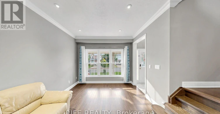 100 Castlemore Avenue, Markham, ON, L6C 2N5 - 7