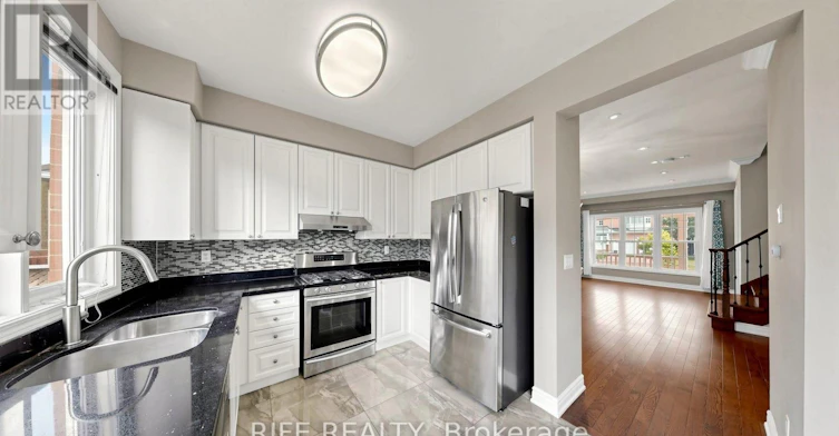 100 Castlemore Avenue, Markham, ON, L6C 2N5 - 14