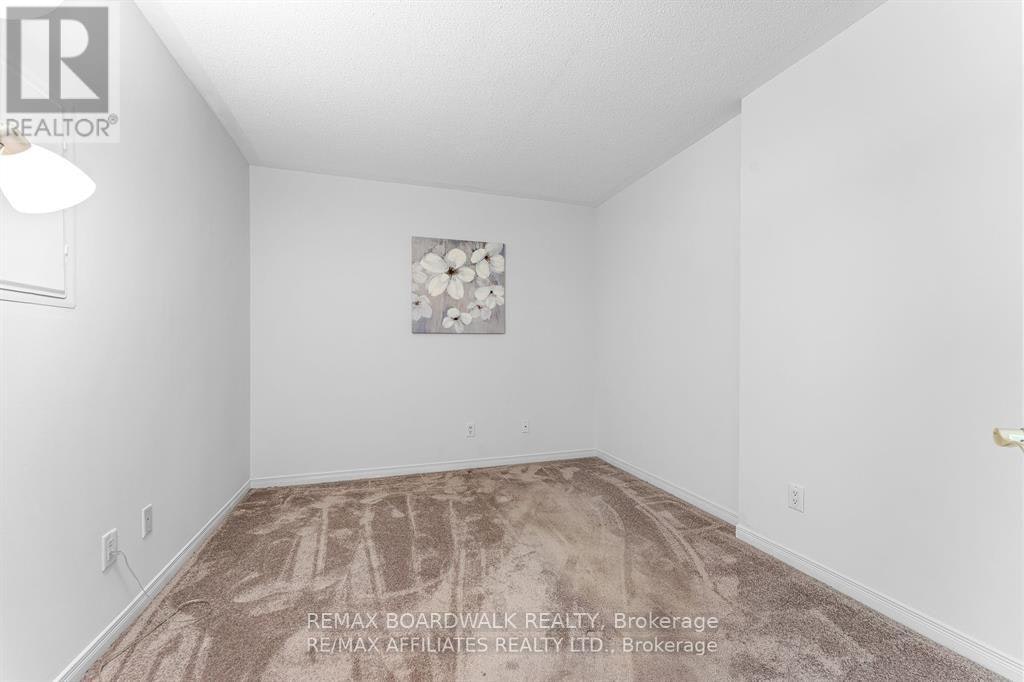 5S-310 Central Park Drive, Ottawa, ON, K2C 4G4 - 14