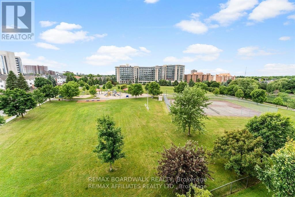 5S-310 Central Park Drive, Ottawa, ON, K2C 4G4 - 19