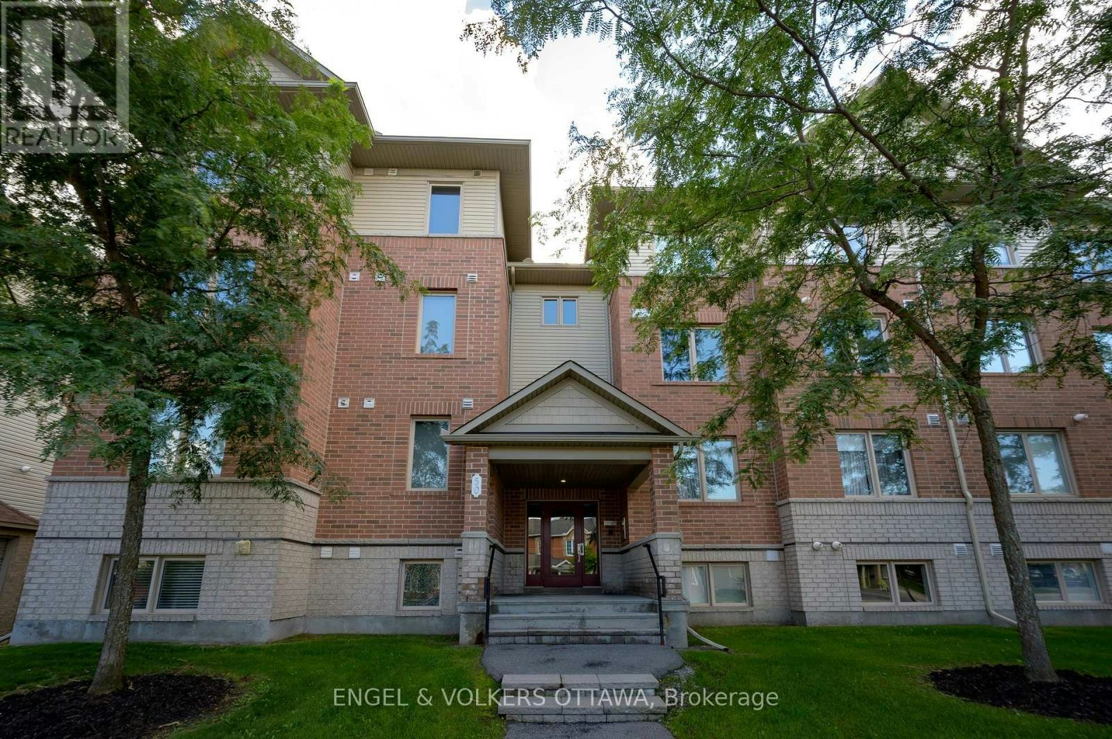 7-50 Barnstone Drive, Ottawa, ON, K2G 6X2