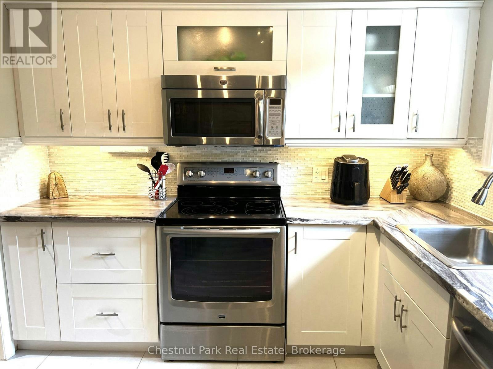249 Pine Street, Collingwood, ON, L9Y 2P3 - 13