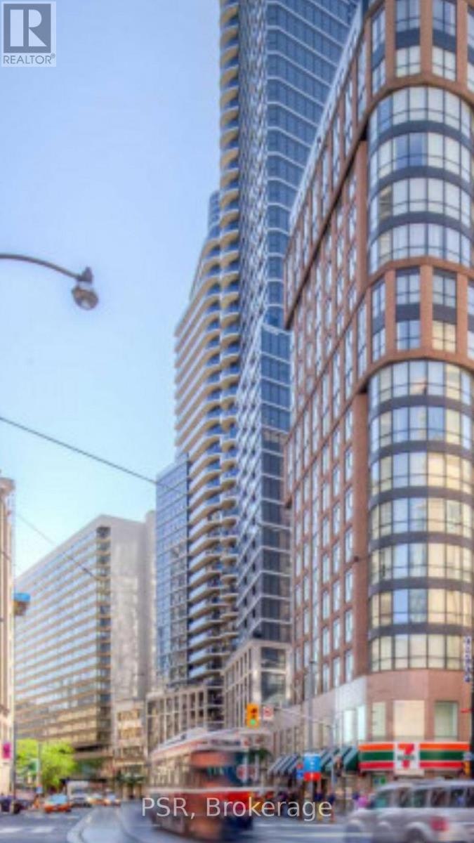 1813-7 Carlton Street, Toronto, ON, M5B 2M3 - 2